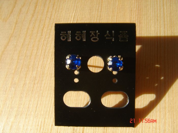 Fashion Korean Blue Colorstone Studs Earrings ON SALE 2009**FREE SHIP