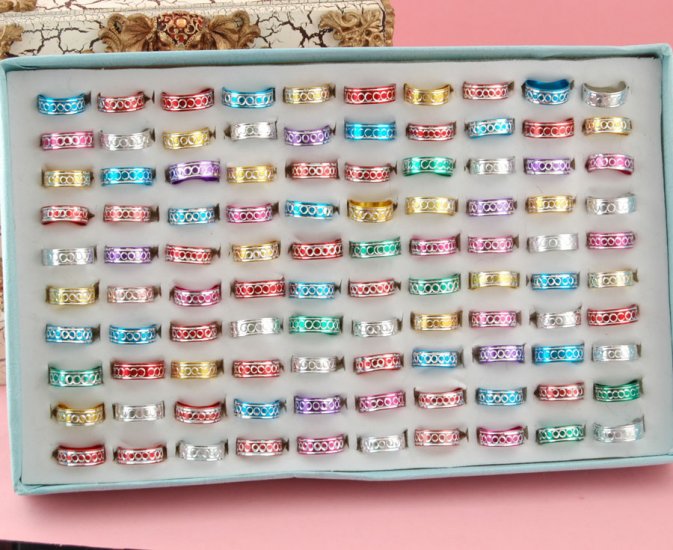 50 Color Alloy Metal ASSORTED Circle Ring 16-19mm + 50 SILVER BOX
