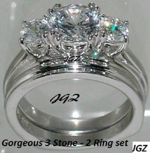 Engagement/Wedding set *3 Brilliant cut Stones *Size 5, 6, 7, 8, 9 *FREE Gift Box*