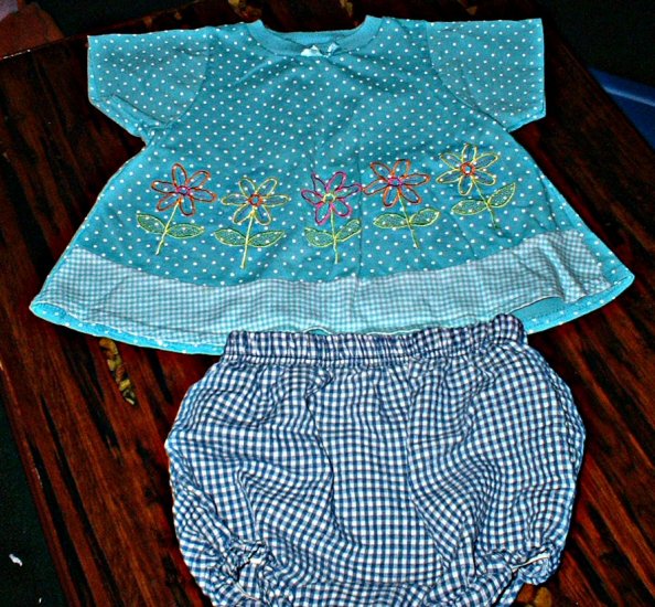 Blue Swing Top with Spring Flowers & free bottoms 24Mths