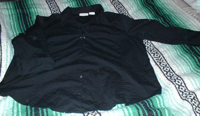 Like New Womens Black Tailored "Pirate" Style Shirt 26W