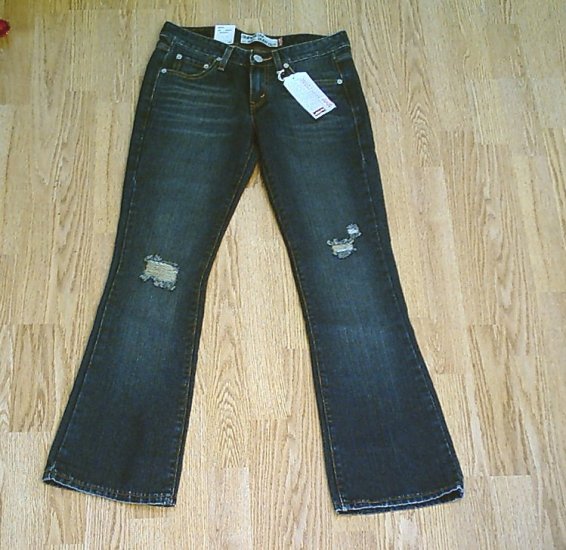 LEVIS 518 SUPERLOW BOOTCUT DESTROY JEANS-9-32 X 32.5 NWT
