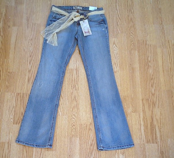 LEI ULTRA LOW RISE ASHLEY STRETCH JEANS-3-29 X 33-NWT