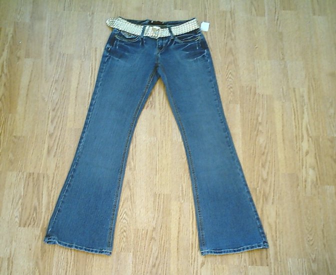 VANILLA STAR LOW RISE STRETCH JEANS-1-26 X 32 1/2-NWT