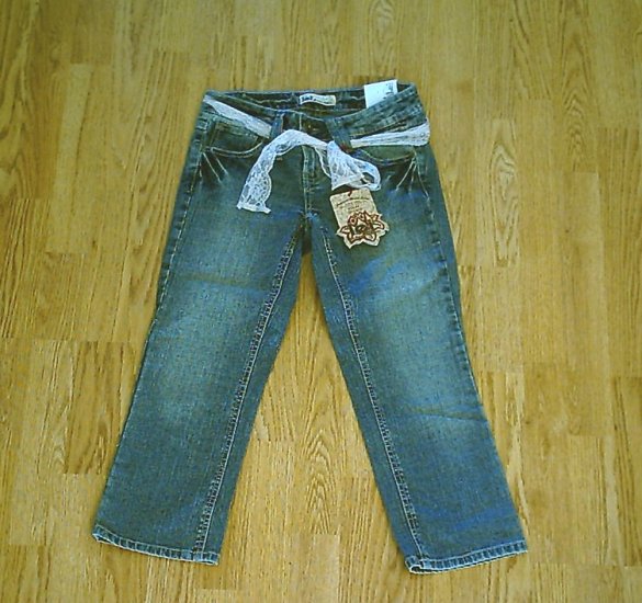 LEI JEANS ASHLEY LOW RISE CAPRIS CROP-3-29 X 23.5-NWT
