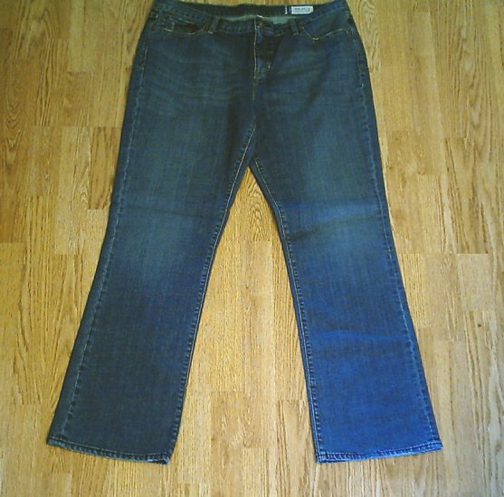 GAP BOOTCUT STRETCH JEANS-SIZE 18 REGULAR-41 x 32-NWT