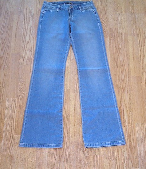 OLD NAVY LOW RISE FLARE STRETCH JEANS-0 TALL-35 1/2-NWT