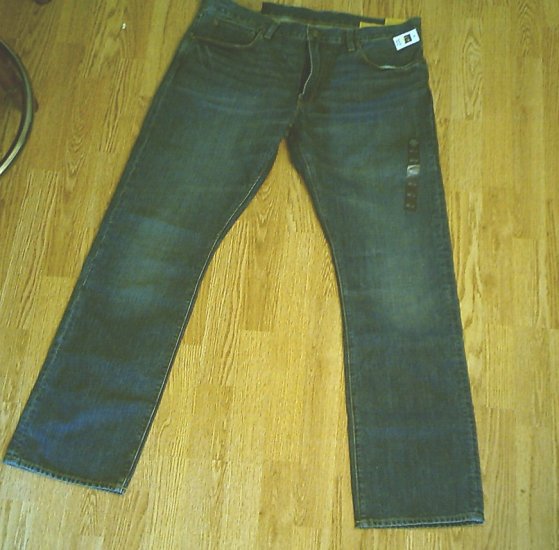 GAP MENS LOW RISE STRAIGHT FIT JEANS-SIZE 36 X 34-NWT