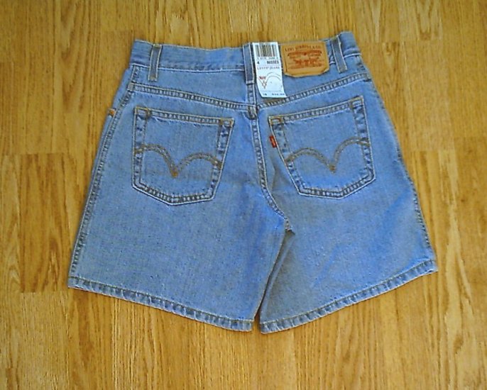 LEVIS JEANS 550 RELAXED DENIM SHORTS-SIZE 4-27/6.5-NWT