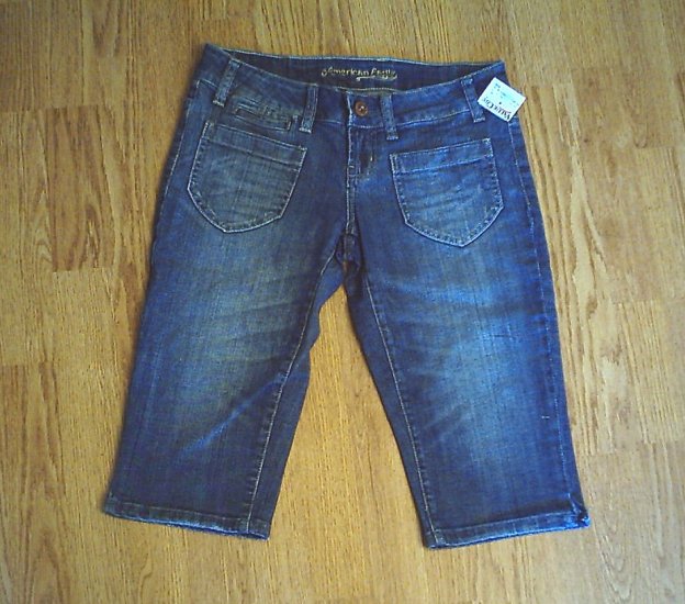 AMERICAN EAGLE JEANS LOW RISE CAPRIS-SIZE 4-30/15.5-NWT