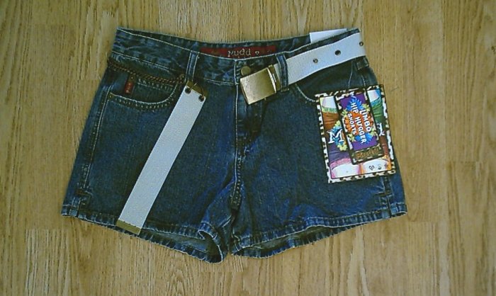 MUDD JEANS HIP HUGGER SHORTS-SIZE 7-32 X 3 1/2-NWT
