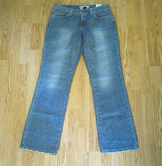 TOMMY HILFIGER BOYFRIEND JEANS-SIZE 4-31 X 33-NWT