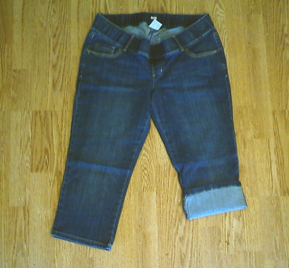 OLD NAVY JEANS MATERNITY CAPRIS-SIZE MEDIUM 8/10-NWT