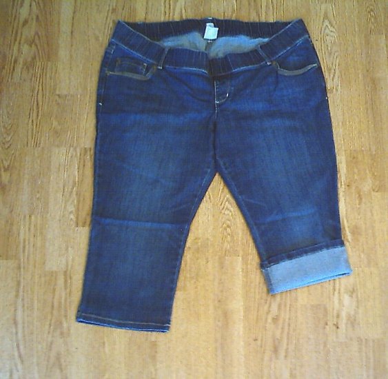 OLD NAVY JEANS MATERNITY CAPRIS-SIZE XLARGE-16/18-NWT