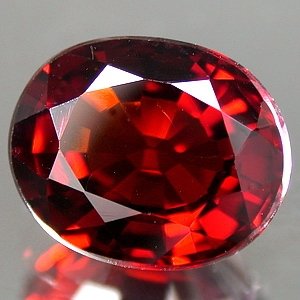 Natural 3.02 ct Bright Red Spessartite Garnet Oval 9x7mm gem