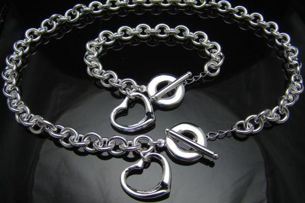 FREE P&P!925 SILVER HEART BRACELET & NECKLACE #S119