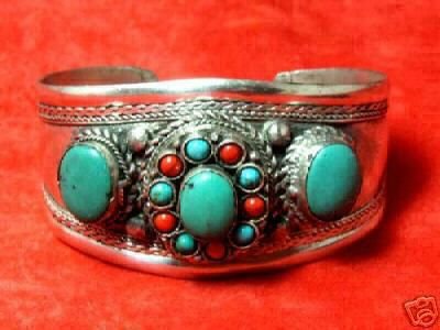 Exquisite tibet silver turquoise & red coral bracelet