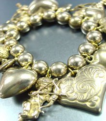 Antique Gold Hearts Angels Bracelet 1B1130535