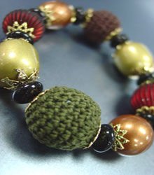 Multi Knit Beads Stretch Bracelet 1B0386378