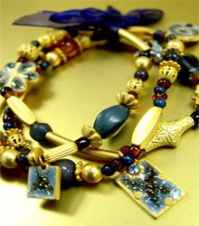 Blue Beads Gold Stretch Bracelet 1B235156