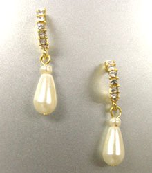Gold Crystals Dangle Pearl Earrings 1E0013135