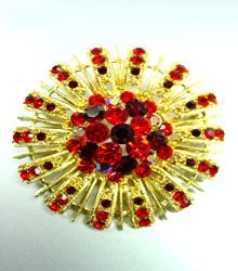 Red Swarovski Crystals Gold Brooch Pin 1BP49971