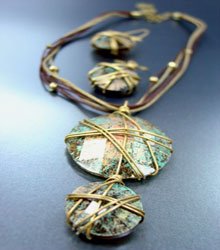 Antique Patina Gold Wire Necklace Set