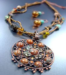 Brown Patina Crystals Necklace Set