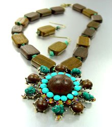 Natural Wood Turquoise Crystals Set