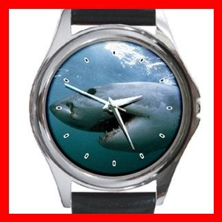 Great White Shark Round Metal Wrist Watch Unisex 080