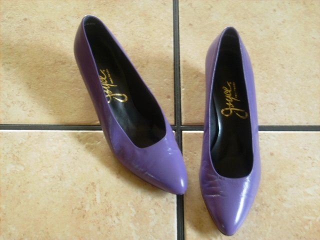 Vtg. Joyce Purple Distressed Leather Classic Dress Shoes