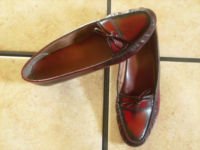 VTG. OLDMAINE TROTTERS RED/BLACK DISTRESS LEATHER SHOES