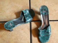 STUART WEITZMAN BLUE LEATHER/SNAKESKIN HEELED SANDALS