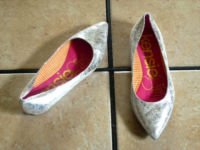 KENSIE GIRL WOMENS SILVER METALLIC LEATHER FLATS SHOES