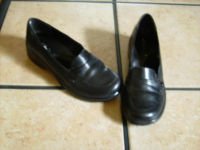 CLARKS BLACK LEATHER BUTTON DRESS LOAFER SHOES