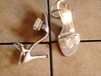 ANNE MICHELLE STUART GRAY SATIN SCARF SANDALS SHOES