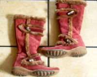 TAMARIS BURGUNDY SUEDE/POLYACRYL BELTED BUTTON BOOTS