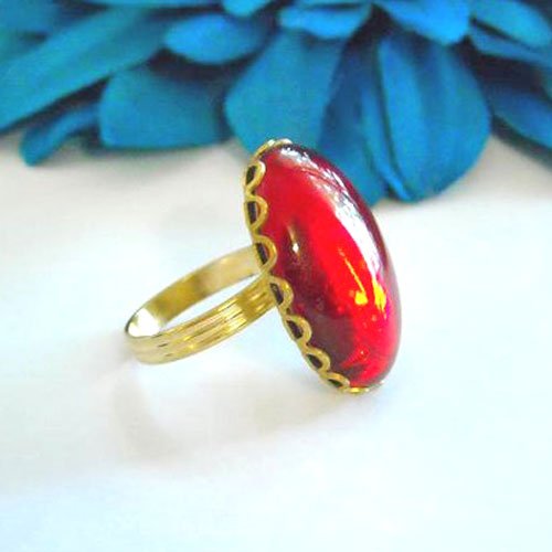 LOVE ME Vintage Shinny red CAB GLASS adjustable ring (