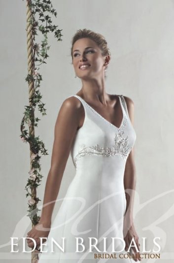 Eden Bridals Wedding Dress - Style 2162