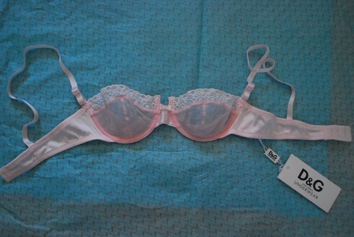 NWT D&G by DOLCE & GABBANA pink lace demi bra 32 new w/ tags