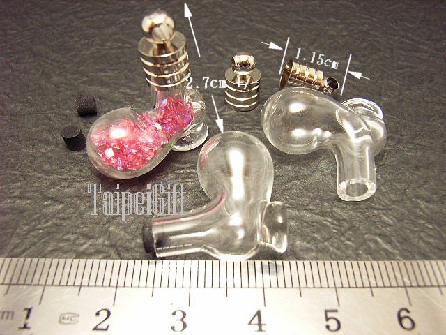 1 Mini Shoes Glass Bottle Vial Charm Pendant DIY NAME ON RICE bead Message Crystal Liquid sand Flake