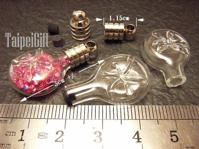 1 Pisces Mini Bottle Vial Charm Pendant DIY NAME ON RICE bead Message Crystal Liquid sand Flake