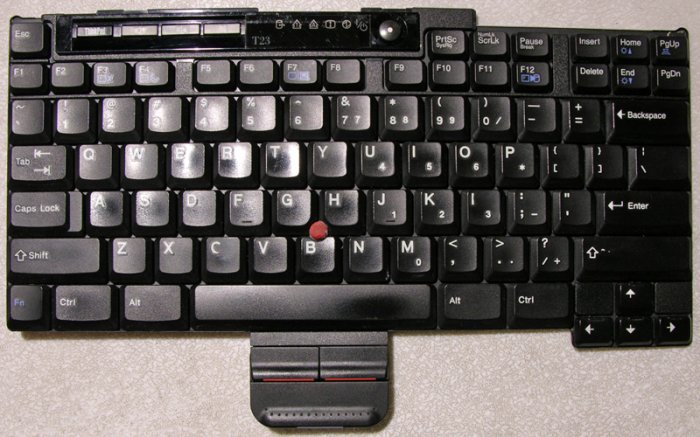 IBM THINKPAD T20 T21 T22 T23 KEYBOARD 02K5545 / 02K5729