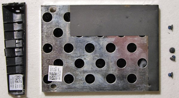 DELL INSPIRON 1525 1526 HD HARD DRIVE CADDY w/ SCREWS & COVER XR733 GW067