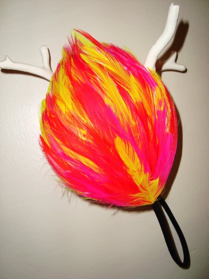 nEON bRITe