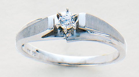 14K White Satin Gold Diamond Ring