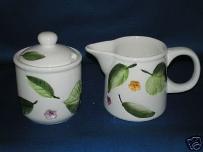 LEAVES & FLOWERS CREAMER AND COVERED SUGAR POT SET