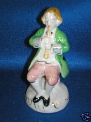 OCCUPIED JAPAN MUSICAL COLONIAL MAN
