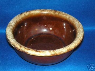 SMALL HULL POTTERY DRIP BOWL AS SHOWN