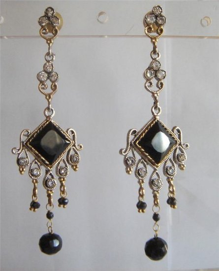 natural emerald antique style cz dangler earing jewelery